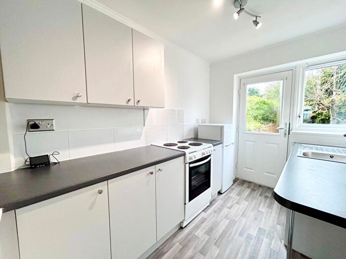 1 Bedroom Ground Maisonette To Rent In River Leys, Cheltenham, GL51