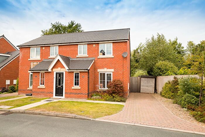 3 Bedroom Semi-Detached House For Sale In Cedars Close, Chester, CH2