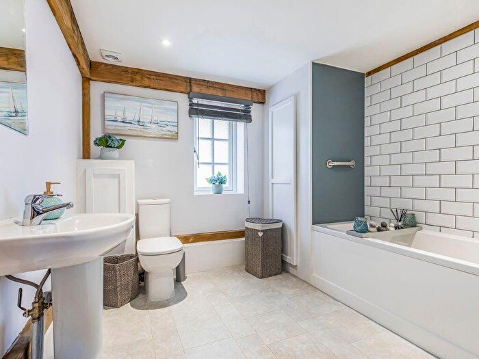 1 Bedroom Property To Rent In The Annexe, Black Cat Cottage, PO18