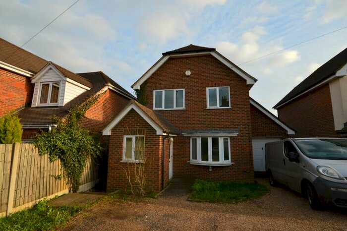 3 Bedroom Detached House To Rent In Frindsbury Hill, Rochester, Kent, ME2