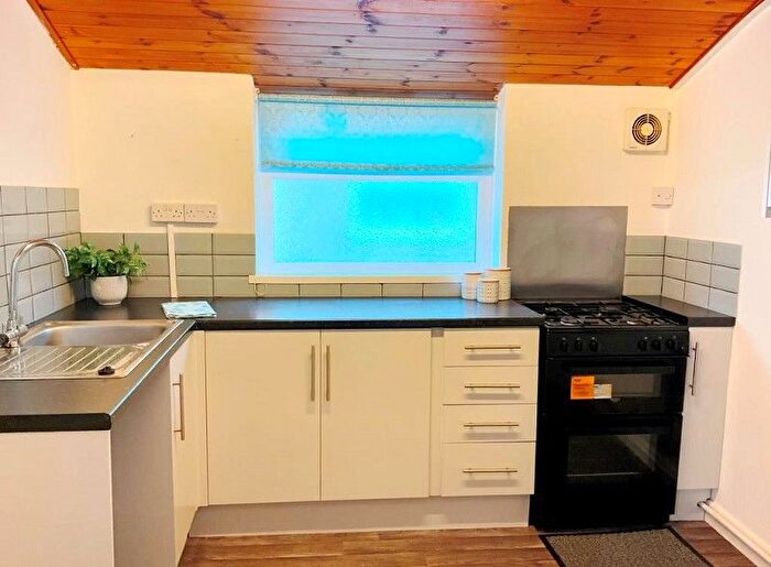 3 Bedroom Terraced House To Rent In Gwendraeth Town, Kidwelly, Carmarthenshire., SA17