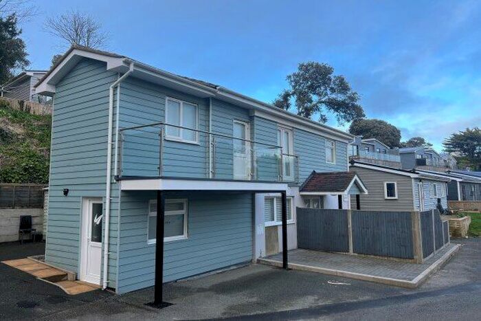 2 Bedroom Flat To Rent In Shore Road, Ventnor, PO38