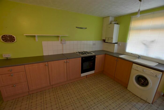 2 Bedroom Detached House To Rent In Blakesley Walk, Leicester, LE4