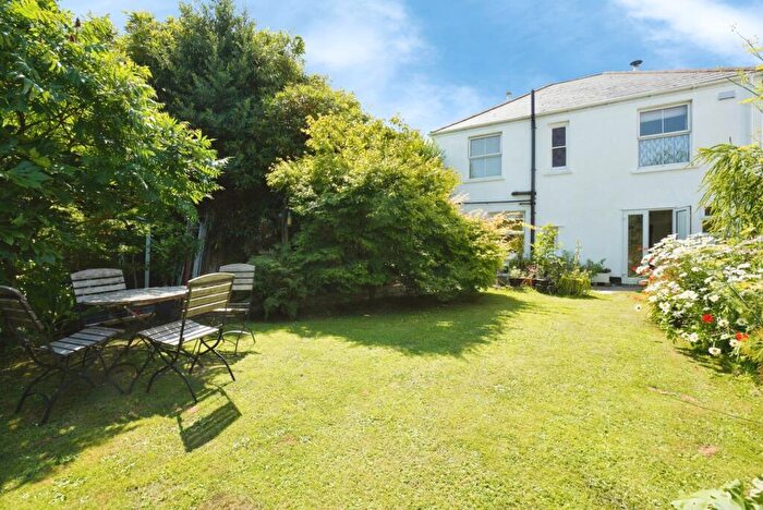 2 Bedroom Detached House For Sale In Roche Road, Bugle, St. Austell, Cornwall, PL26