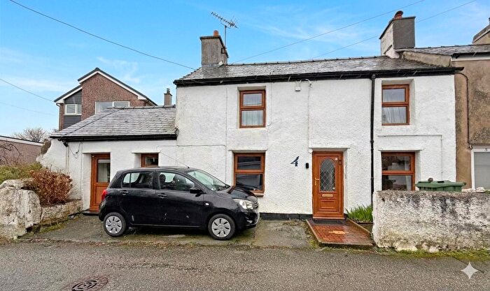 3 Bedroom Semi Detached House For Sale In Britannia Street, Llanllechid, Bangor, Gwynedd, LL57