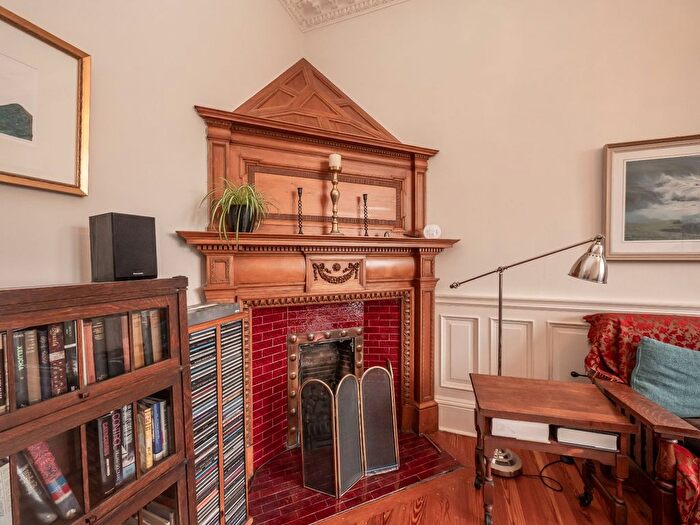 2 Bedroom Flat For Sale In Gordon Terrace, The Inch, Edinburgh, EH16