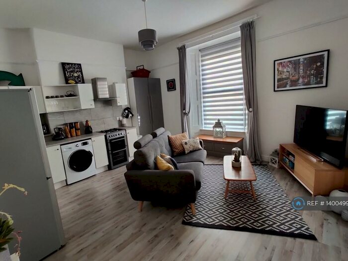 1 Bedroom Flat To Rent In Benbow Street, Plymouth, PL2
