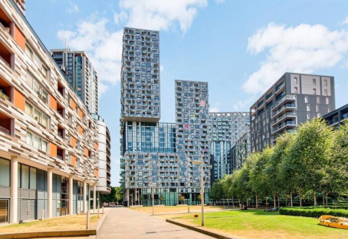 1 Bedroom Flat To Rent In Lincoln Plaza, Canary Wharf, London, E14