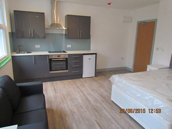 1 Bedroom Flat To Rent In Llanfair House, St Mary's Square, Swansea, SA1