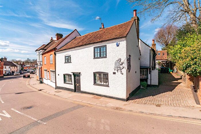 6 Bedroom House For Sale In Church Street, Welwyn, AL6