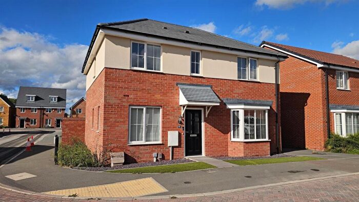 4 Bedroom Detached House For Sale In Burrows Drive, Bingham, NG13