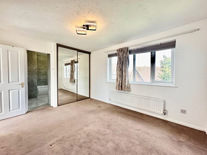 5 Bedroom Detached House To Rent In Primrose Lane, Croydon, CR0