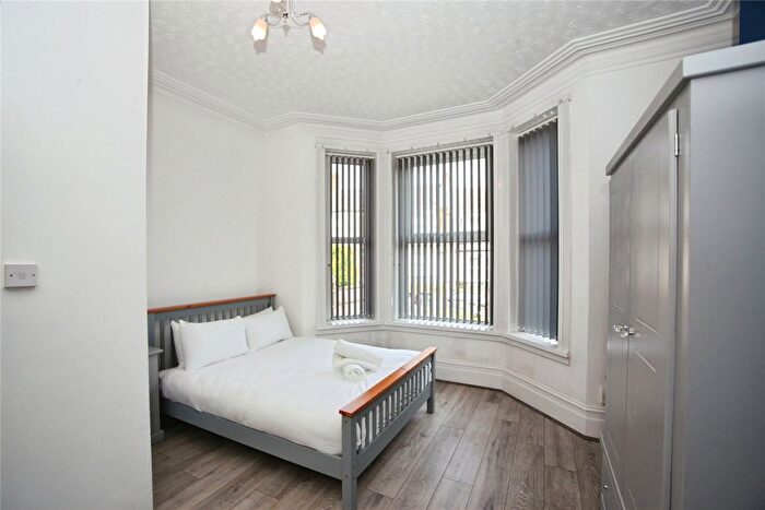 2 Bedroom Flat For Sale In Risca Road, Newport, NP20