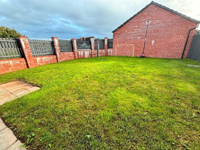 4 Bedroom Detached House For Sale In Maes Macsen, Carmarthen, SA31