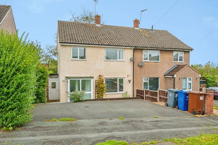 3 Bedroom Semi-Detached House For Sale In Davies Drive, Uttoxeter, ST14