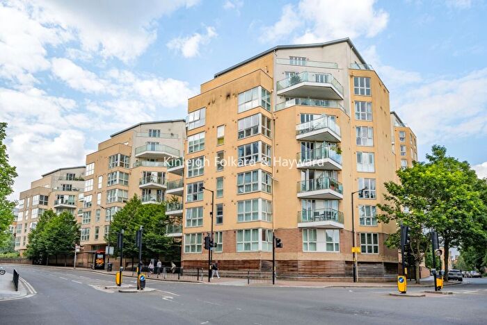 1 Bedroom Flat To Rent In Surrey Quays Road, Surrey Quays, London, SE16