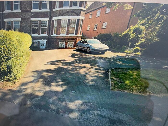 1 Bedroom Flat To Rent In Gatley Road, Cheadle, SK8