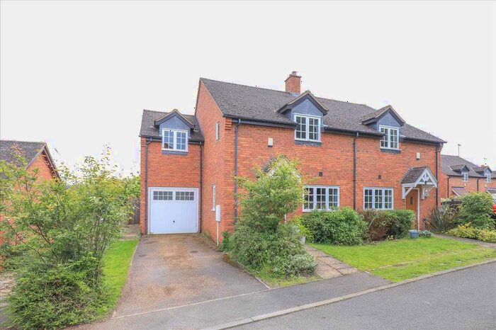 4 Bedroom Semi-Detached House To Rent In Neaton Lane, Guilsborough, Northampton, NN6