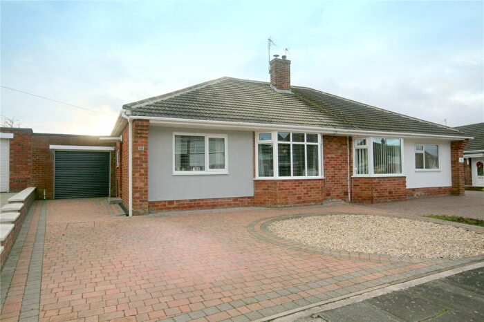 2 Bedroom Bungalow For Sale In Chantry Drive, Wideopen, NE13