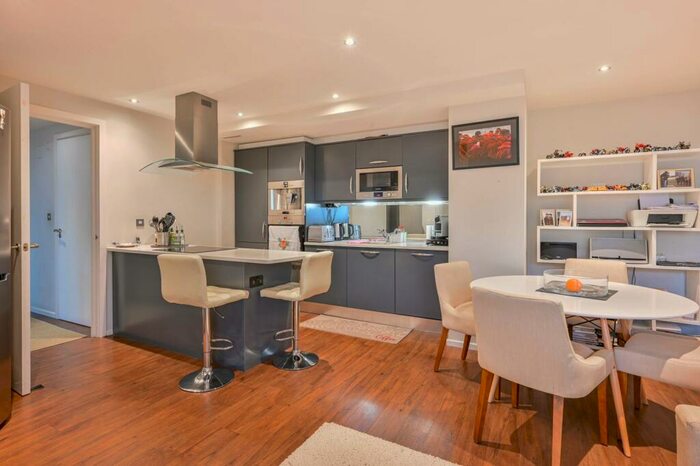 2 Bedroom Flat To Rent In Oxygen Apartments, Royal Docks, London, E16