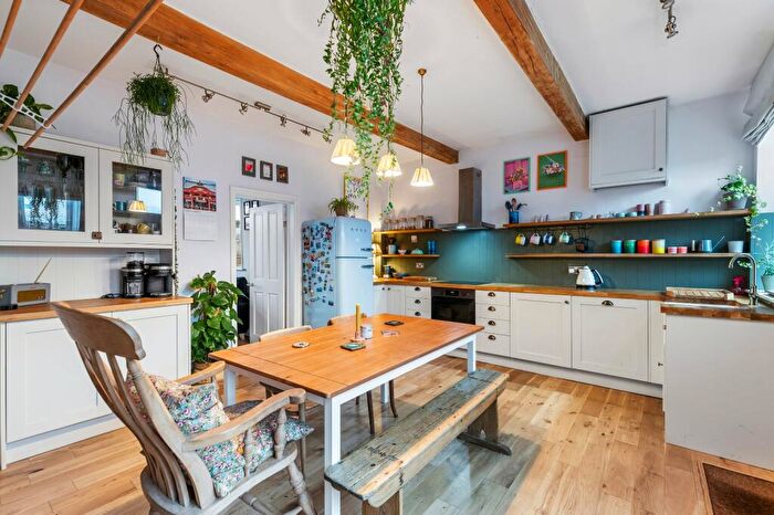 3 Bedroom End Of Terrace House For Sale In Aireside Terrace, Cononley, Keighley, North Yorkshire, BD20