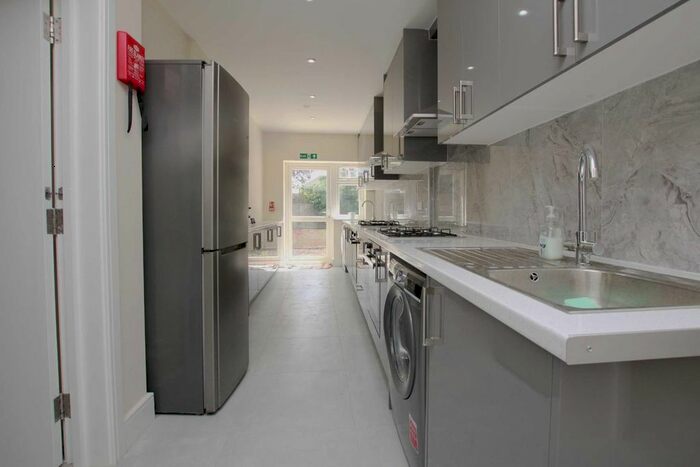 Studio To Rent In Church Stretton Road, Hounslow, TW3