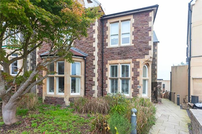 2 Bedroom Maisonette To Rent In Woodstock Road, Redland, Bristol, BS6