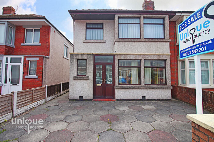 3 Bedroom End Of Terrace House For Sale In Homestead Drive, Fleetwood, FY7