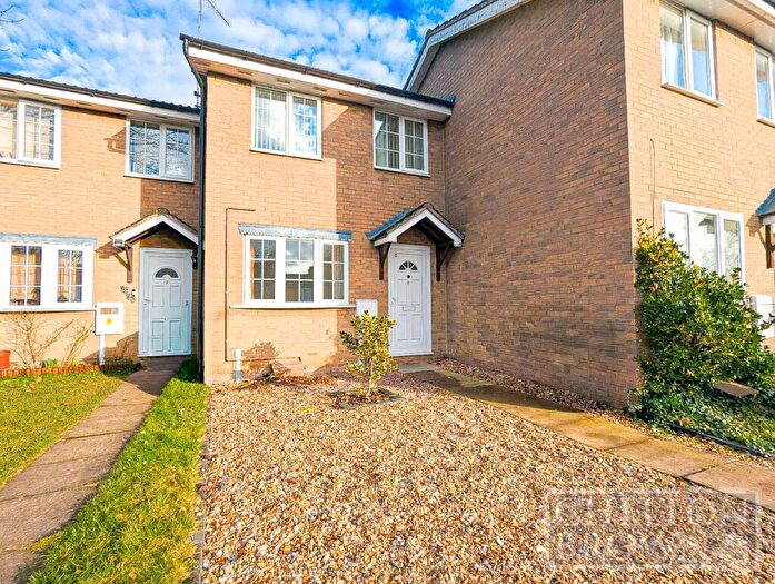 2 Bedroom Terraced House To Rent In Chepstow Close, Northampton, Northamptonshire, NN5