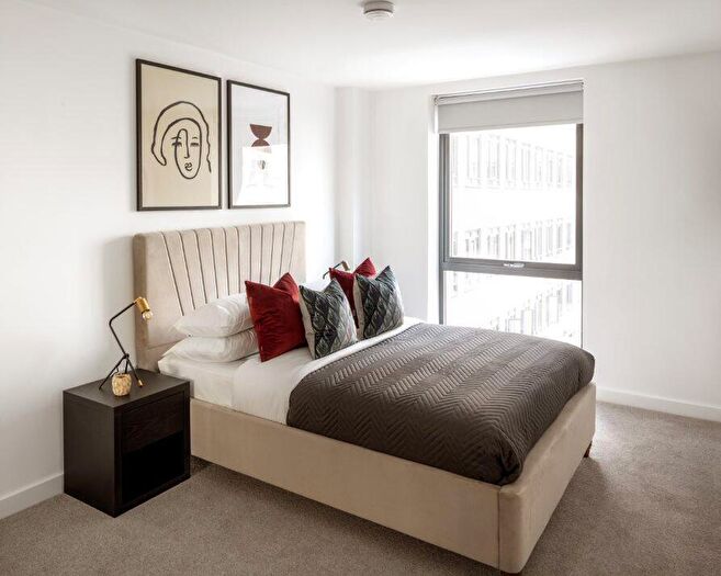2 Bedroom Apartment To Rent In Lionel Street, Birmingham, B3