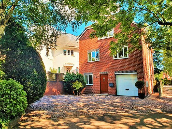 5 Bedroom Detached House To Rent In Castle Bank, Stafford, ST16