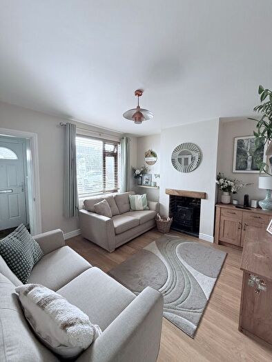 3 Bedroom Terraced House For Sale In Grove Road, Stanford Le Hope, SS17