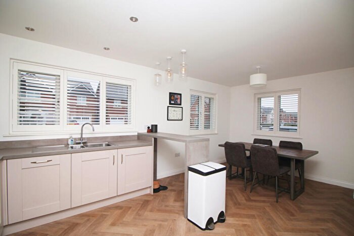 4 Bedroom Detached House For Sale In Nave Close, Warton, PR4