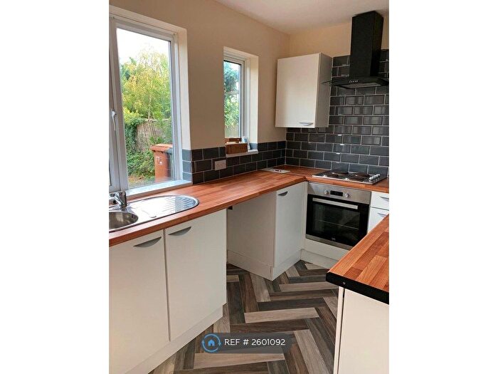 2 Bedroom End Of Terrace House To Rent In Hastings Road, Northampton, NN2