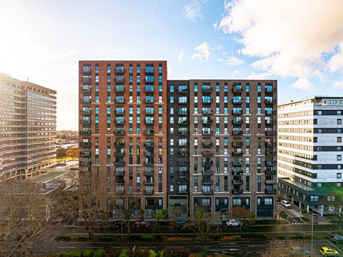 2 Bedroom Flat To Rent In Victoria Avenue, Southend-On-Sea, SS2