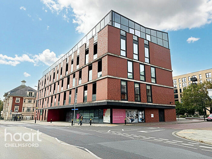 2 Bedroom Flat For Sale In Burgess Springs, Chelmsford, CM1