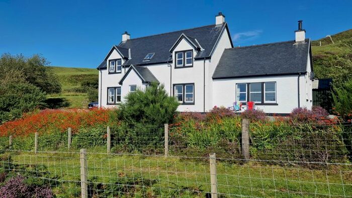 4 Bedroom Detached House For Sale In Fiskcavaig, Carbost, Isle Of Skye, IV47