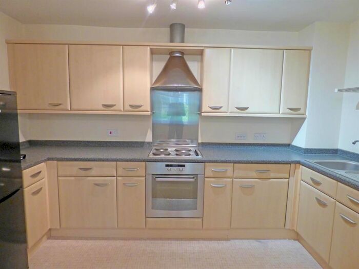 2 Bedroom Flat To Rent In Merchants Court, Bingley, BD16