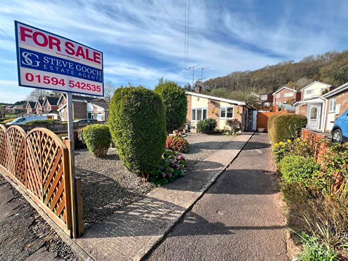 2 Bedroom Semi-Detached Bungalow For Sale In Glebe Close, Mitcheldean, GL17
