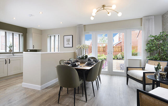 4 Bedroom House For Sale In Deanshut Road/Corner Of Fir Tree Avenue, Oldham, OL8