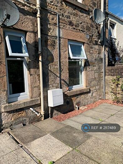 2 Bedroom Flat To Rent In High Street, Lochwinnoch, PA12