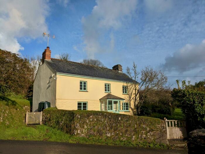 4 Bedroom Farm House To Rent In Penwater Farmhouse, Lostwithiel, PL22