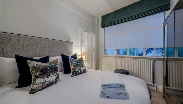 1 Bedroom Flat To Rent In Park Road, St Johns Wood, NW8
