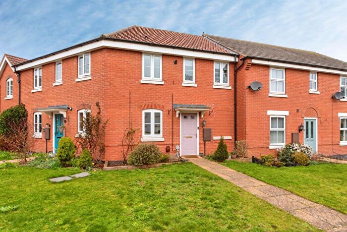 2 Bedroom Maisonette For Sale In Glengarry Way, Greylees, Sleaford, NG34