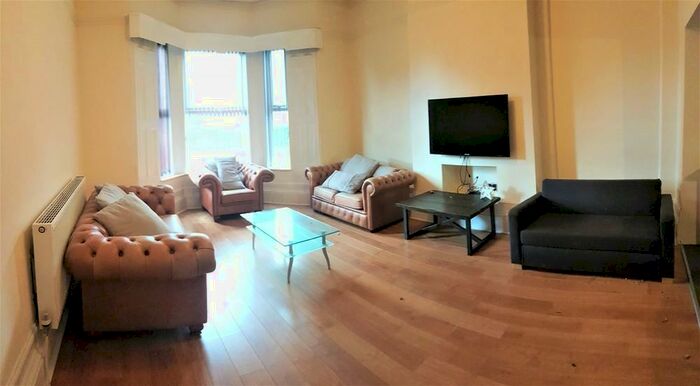 12 Bedroom Detached House To Rent In Mauldeth Road, Fallowfield, M14