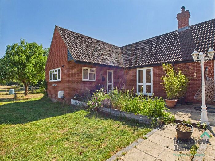 1 Bedroom Maisonette To Rent In Broad Street Green Road, Great Totham, Maldon, CM9