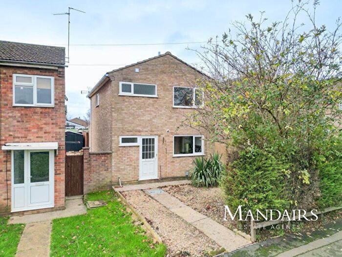 3 Bedroom Detached House To Rent In Hillside Walk, Yaxley, Peterborough, PE7
