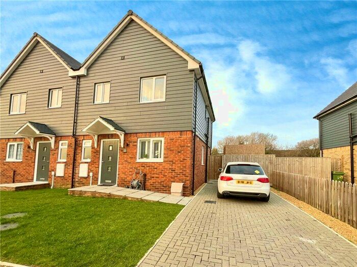 3 Bedroom Semi-Detached House For Sale In Ash Lane, Newport, Isle Of Wight, PO30