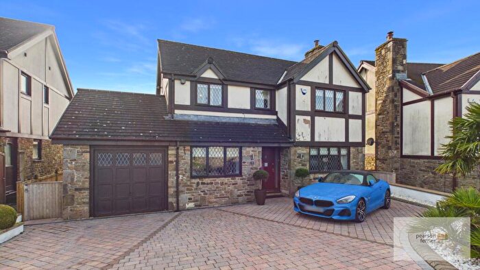4 Bedroom Detached House For Sale In Heycrofts View, Ramsbottom, Bury, BL0