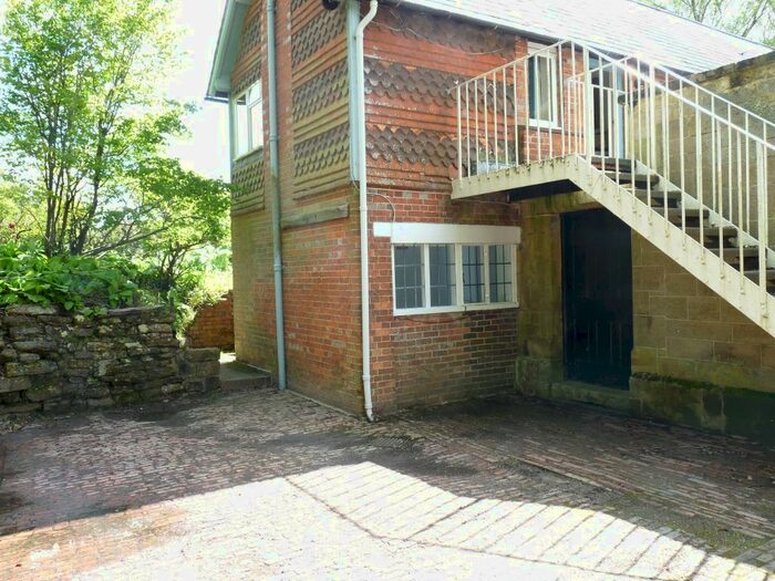 1 Bedroom Flat To Rent In Cowden Pound Road, Mark Beech, Edenbridge, TN8
